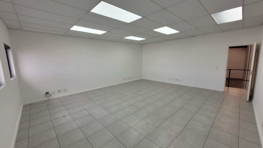 To Let commercial Property for Rent in Rivergate Western Cape